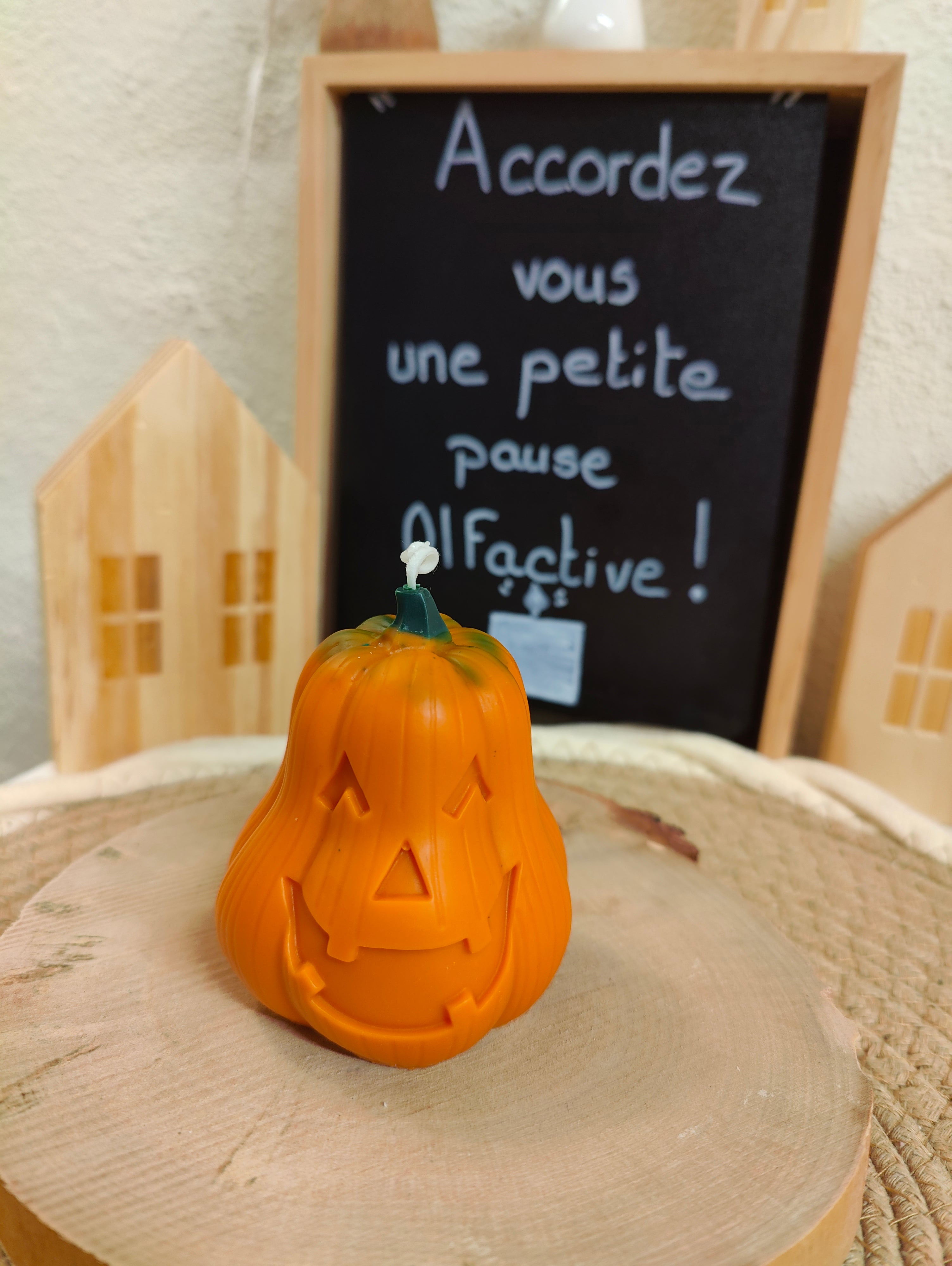 Bougie Citrouille Allongée - Couleurs Automnales