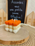 Bougie Moulée Cubique Têtes de Citrouille - Couleurs Automnales