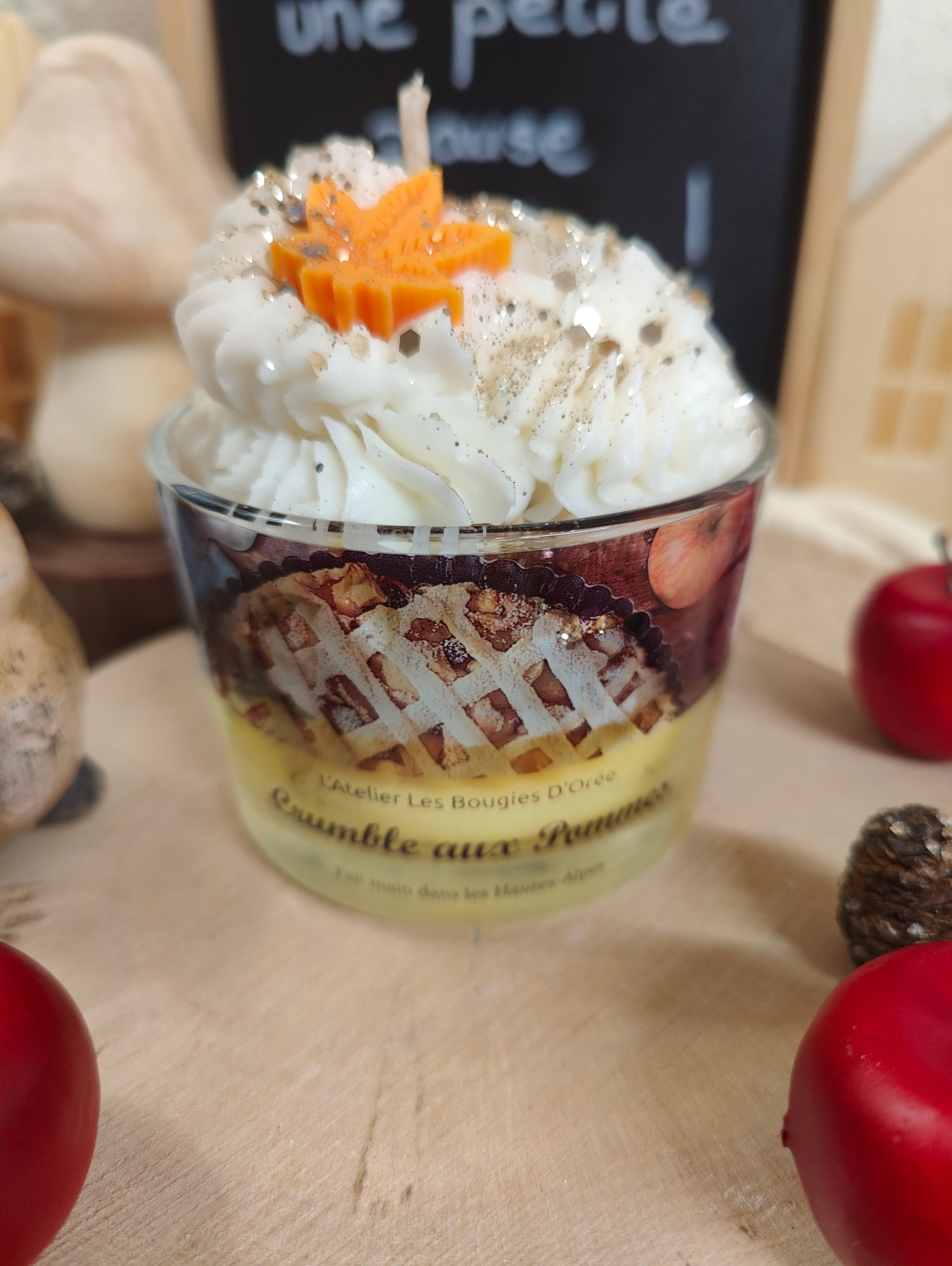 Bougie Coulée Gourmande Crumble aux Pommes - Couleurs Automnales